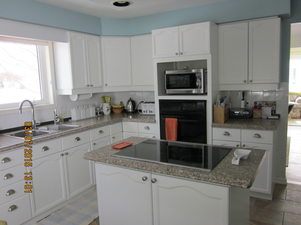 Kitchen Cabinet Repainting | Clean-State Painting