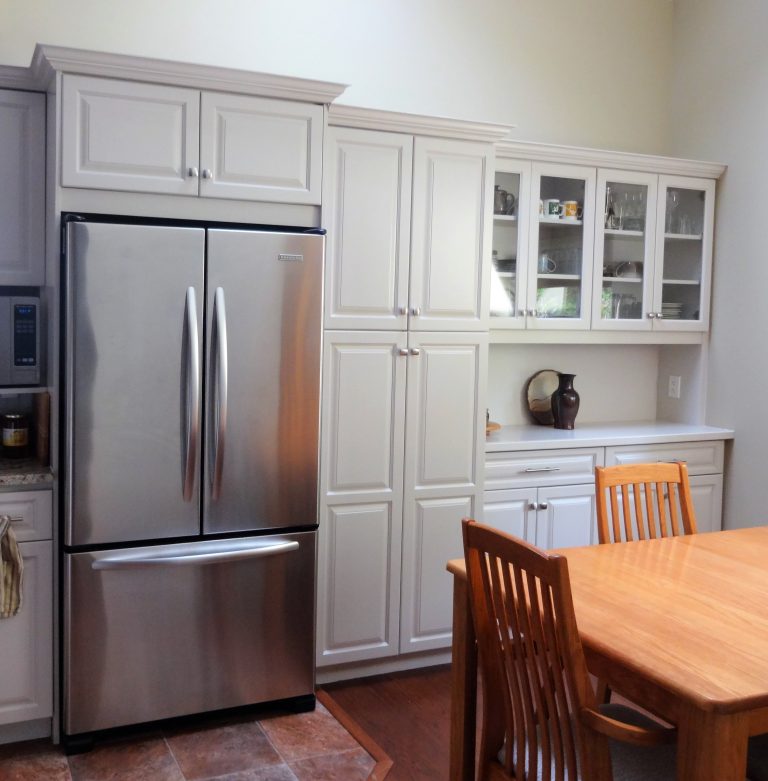 Kitchen Cabinet Repainting | Clean-State Painting